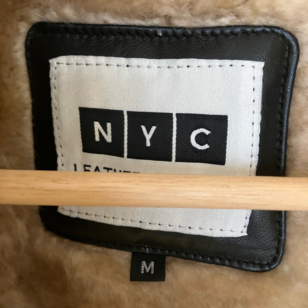 NYC Black and Tan Shearling Jacket - Picture 5 of 6